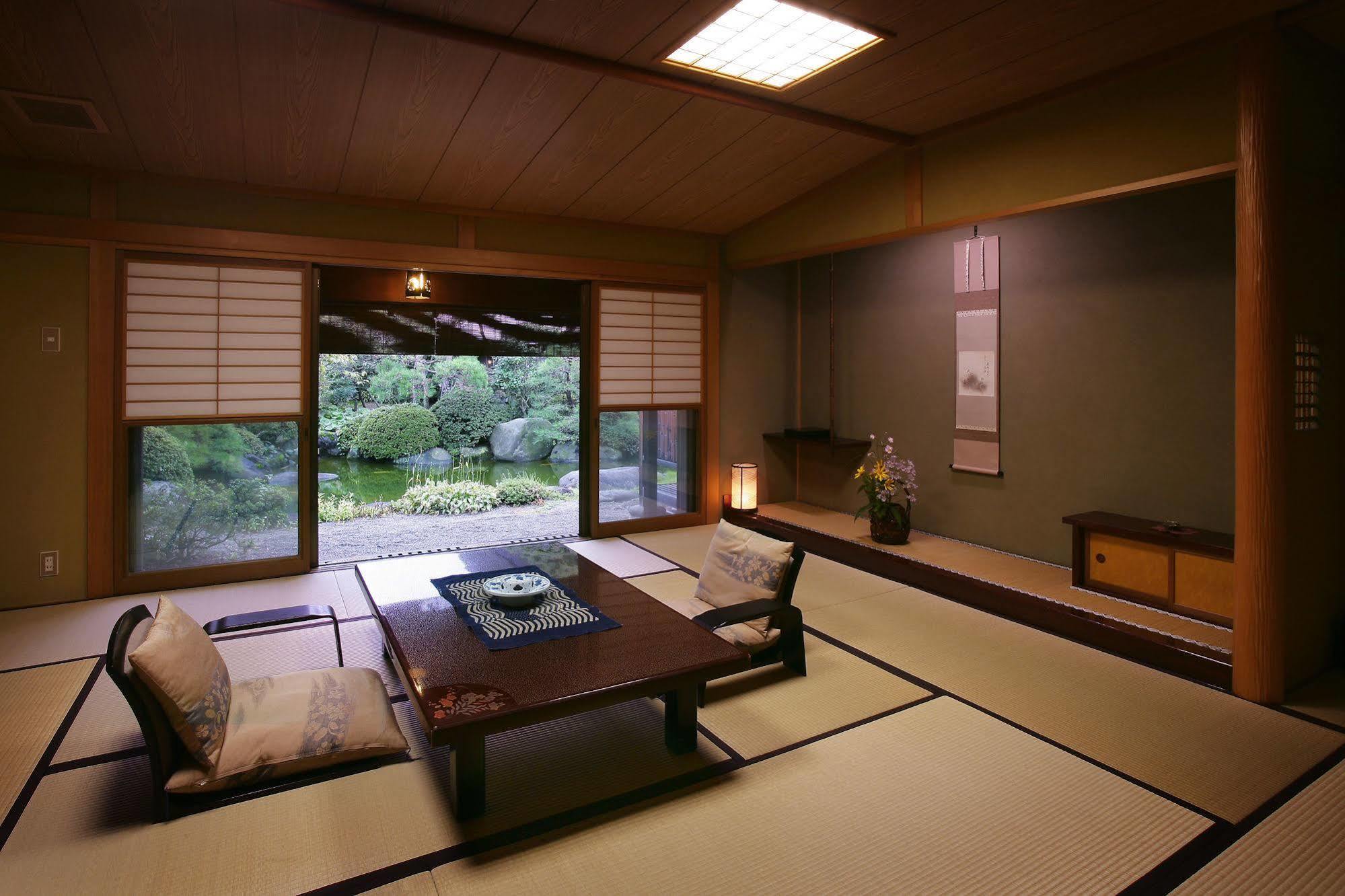 Hotel Shouhakutei Azumaso Tendo Esterno foto